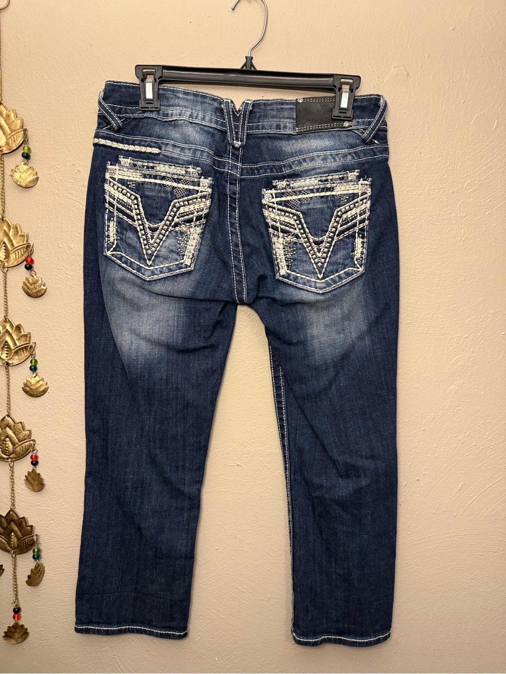 Vigoss Y2K Studded Denim The Dublin Capri Low Rise Contrast Stitch Size 28 - Picture 2 of 8